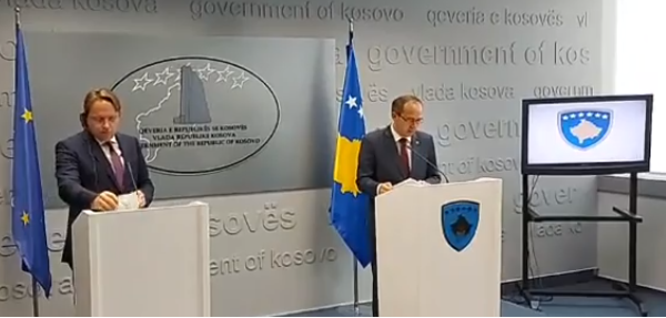 "NUK ËSHTË PUNË E LEHTË..."/ Varhelyi: Kosova ka plotësuar kushtet për liberalizimin e vizave, duhen bindur shtetet anëtare