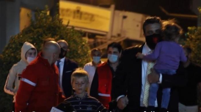 DREJT TIRANËS/ Zbardhen emrat e fëmijëve shqiptarë të nxjerrë nga kampi Al-Hol. 20 SHQIPTARË të tjerë dërgohen…