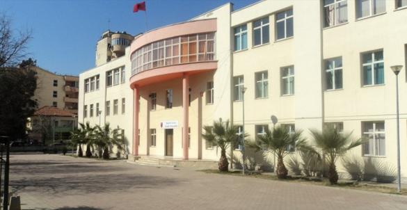 MËSUESIT ME COVID-19 TEK SHKOLLA “EMIN DURAKU”/ MASR: Janë zëvendësuar, ambientet u dezinfektuan 3 herë gjatë javës së shkuar
