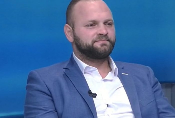 SKUALIFIKIMI I KLEVIS BALLIUT NGA LISTAT E PD/ Habit Halit Valteri: Do kandidojë me LSI-në, ka qenë këshilltar i Metës