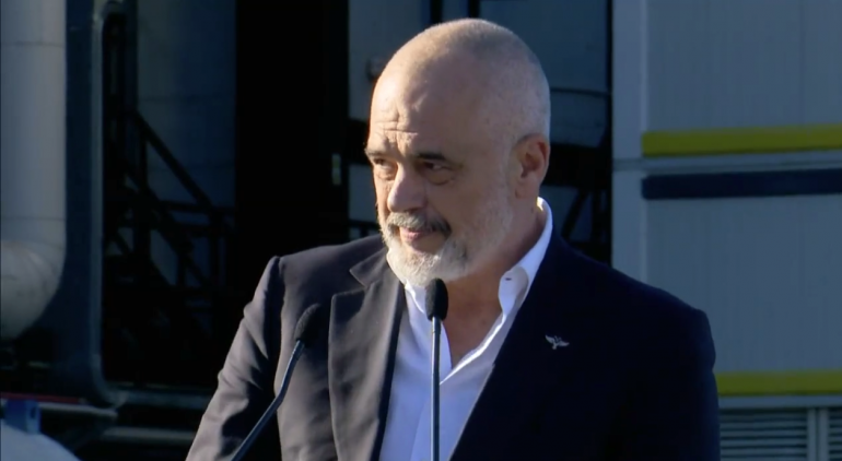 “BASHA ËSHTË DEZHURN…”/ Rama: Meta s’la rehat të vdekurit, jo më të gjallët…
