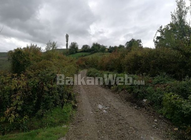 ABUZIMI ME MBESËN E MITUR/ Gjyshja rrëfen momentet e tmerrit në Bulqizë: Vajza erdhi duke qarë, ishte bërë me baltë. Do ta vras…