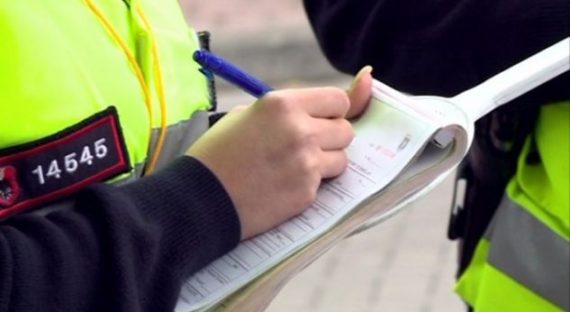 QEVERIA MIRATON AKTIN NORMATIV/ Deri me 15 nëntor kthehen paratë e gjobave të paguara, makinat dhe lejet…