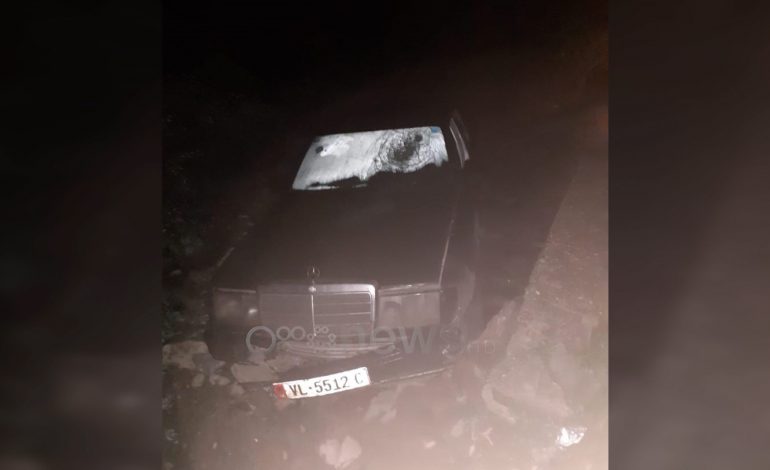 SHKUAN PËR TË GRABITUR TË VESHUR SI POLICË/ 5 të arrestuar në Vlorë dhe Selenicë (EMRAT)