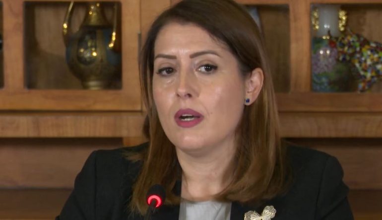 “PROTOKOLLET E TRAJTIMIT TË QYTETARËVE ME COVID DO NDRYSHOJNË”/ Manastirliu: Si do asistohen pacientët që kurohen në shtëpi