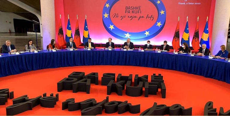 “SHENGENI RAJONAL”/ Rama përballë Hotit: Do çojë në njohjen e Kosovës nga Serbia! Iku koha e mureve, të shfrytëzojmë momentin