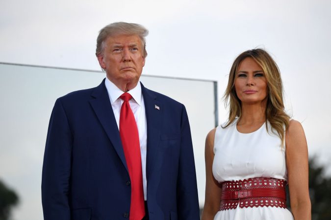 KËSHILLTARJA E TRUMP REZULTON POZITIVE ME COVID/ Presidenti i SHBA dhe bashkëshortja e tij karantinohen, në pritje të rezultateve të testit