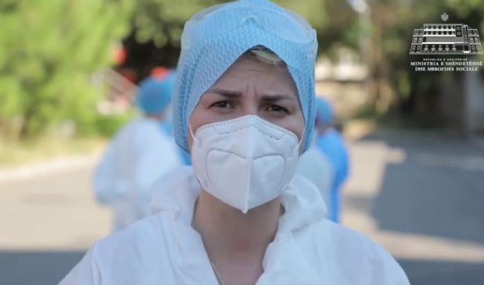 COVID-19/ Flet mjekja e Infektivit: MASKA arma jonë më e fortë. Studimet kanë treguar se…