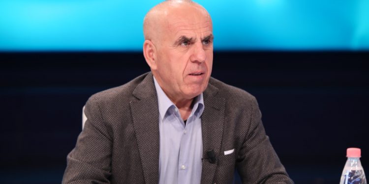 VEMENDJE/ Pëllumb Pipero: Gjërat që duhet të bëjë secili prej nesh këtë periudhë