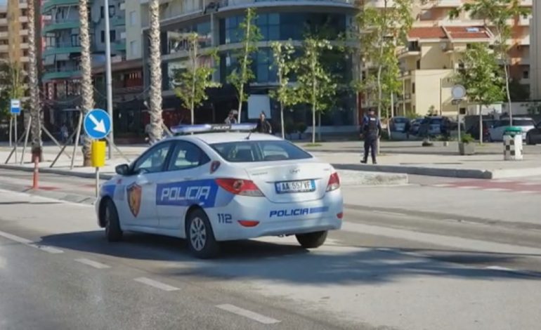 TË SHTËNA ME ARMË ZJARRI NË VLORË/ Policia sqaron ngjarjen: Autori qëlloi për të…