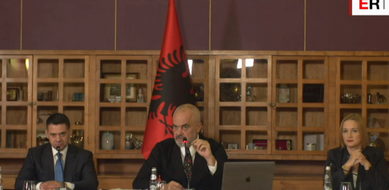 RIKTHEHEN VIZAT? Rama qetëson shqiptarët: JO! Nuk ka të bëj! Është një filtër i BE kundër terrorizmit dhe krimit të organizuar