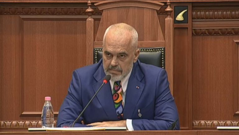 I DREJTOHET OPOZITËS NË KUVEND/ Rama: Unë ju thyej kocat me gjuhën time, ju thyeni themelin e bashkëjetesës, përdori gjuhë rrugaçësh