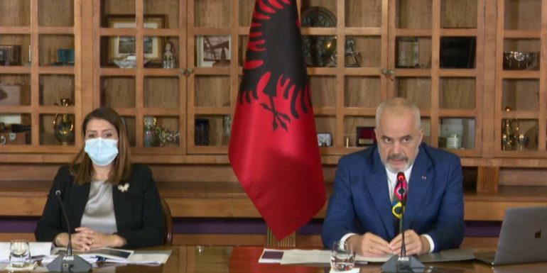 “ME ULJEN E TMPERATURAVE, RREZIKU NGA INFEKTIMI I COVID-19 RRITET”/ Rama paralajmëron: Mendoni për ekonomitë e familjeve tuaja. Nuk kemi më burime financiare