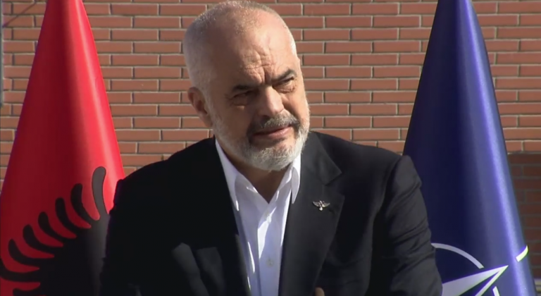 “S’ËSHTË LOJË PËR T’I VËNË ÇIP ÇUNAVE TË LAÇIT”/ Rama paralajmëron pronarët e bareve dhe restoranteve: Respektoni protokollin, mos…