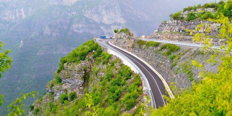 BE “PLAN MARSHALL” PËR BALLKANIN/ Ja çfarë do të përfitojë Shqipëria nga investimet miliarda euro