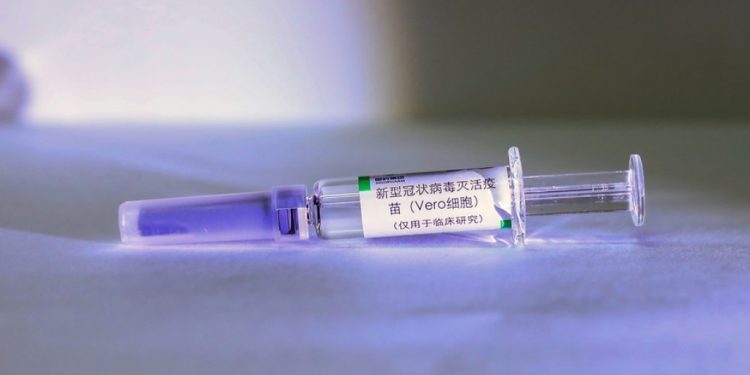 “MENDIM VETËM KUR TË SHOHIM REZULTATET E PROVAVE KLINIKE”/ OBSH diskuton me Rusinë për vaksinën e dytë ndaj COVID
