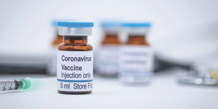 SHPRESË! Vaksina e Universitetit të Oksfordit kundër Covid-19 po funksionon, krijon imunitet për…