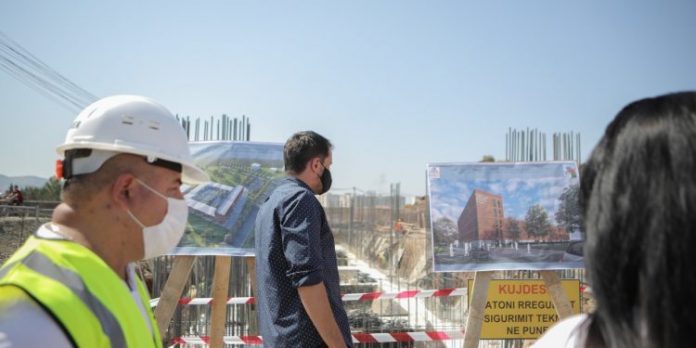 RINDËRTIMI/ Veliaj: Ja kur nisin themelet për pallatet e reja në Kombinat dhe tek “5 Maji”