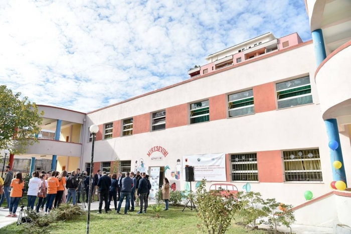 KORONAVIRUSI/ Covid-19 mbyll kopshtin në Vlorë, 4 nga 5 edukatoret dalin pozitive