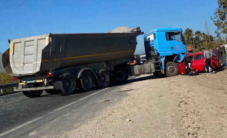 AKSIDENTI TRAGJIK NË THUMANË/ Ndërron jetë edhe gruaja tjetër që ndodhej në makinën “Opel” (DETAJET)