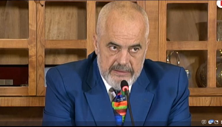 RINDËRTIMI/ Rama: 3 kantiere banesash individuale dhe 6 kantiere zona të reja të hapura! 14 mijë nxënës në nëntor…
