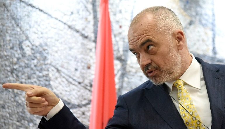 “AS KE QENË E AS DO JESH LIDERI I OPOZITËS”/ Rama-Bashës: Je kujdestari i dosjes së Shtëpisë së Verdhë! Nuk ke gjunjë..