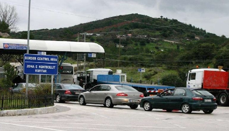 RRITJA E RASTEVE ME COVID/ Greqia shtyn deri më 30 nëntor masat kufizuese me Shqipërinë