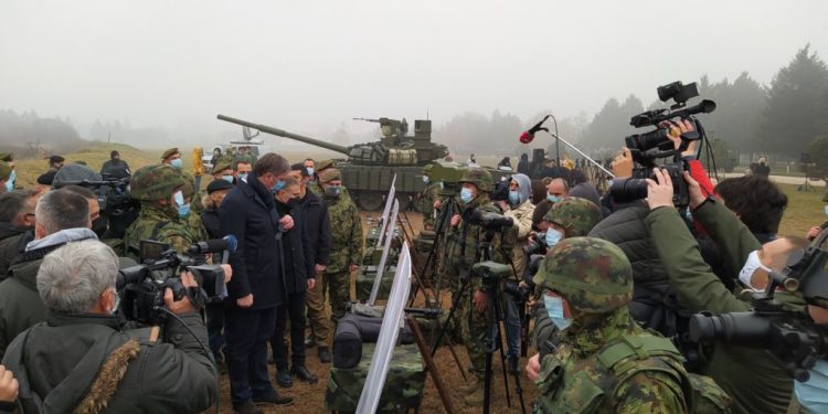 RUSIA I DËRGON ARMATIME SERBISË/ Vuçiç: Fillimi i një faze të re…