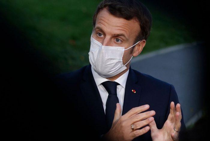 REVOLTA E SHTETEVE MYSLIMANE/ Macron për karikaturat: Do mbroj lirinë e shprehjes në vendin tim