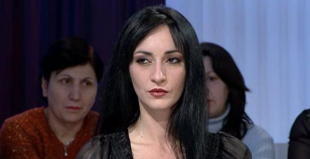HABIT Zhaku: Femrat shqiptare mund të jenë të virgjëra nga poshtë, por ku*vë nga lart