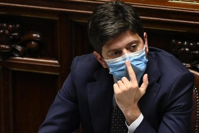 “KEMI 48 ORË PËR TË ULUR RASTET”/ Italia gati masat Anti-Covid edhe më të ashpra