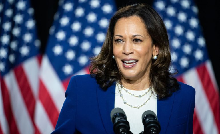HYN NË HISTORI PAS FITORES SË BIDEN/ Kamala Harris, zv.presidentja e parë FEMËR dhe me ngjyrë. Reagimi: Le të fillojmë!