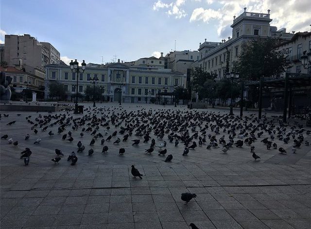 COVID-19/ Athina “zgjohet” me rrugët e zbrazëta, kontrolle dhe dezinfektime kudo (FOTO)