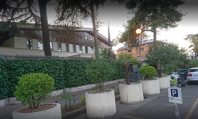 RRITJA E RASTEVE ME COVID-19/ Ambasada gjermane mbyll zyrën e vizave në Tiranë, çfarë ndodh me aplikantët