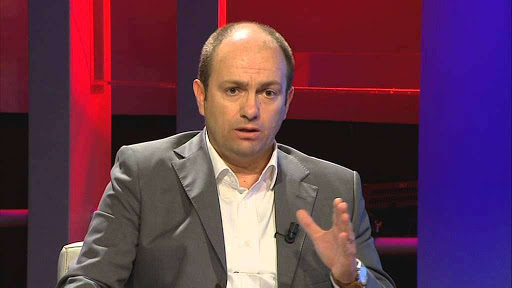I PËRGJIGJET BASHËS/ Ish ministri: Remdisiviri 100% falas në spital, dikush nga ekspertët e tij t’i shpjegojë se…