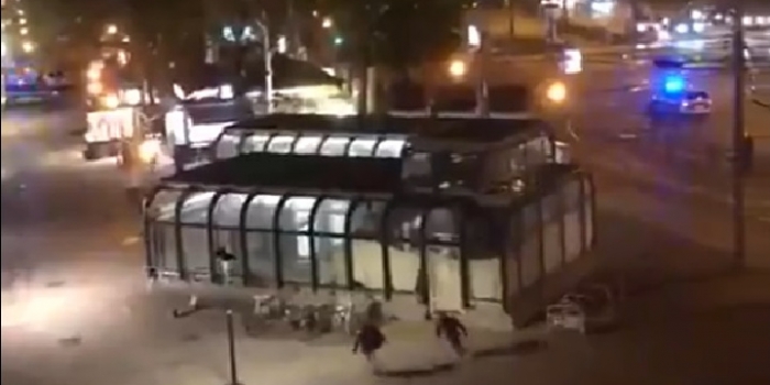 SULM TERRORIST NË VJENË/ 7 viktima dhe dhjetëra të plagosur (VIDEO)