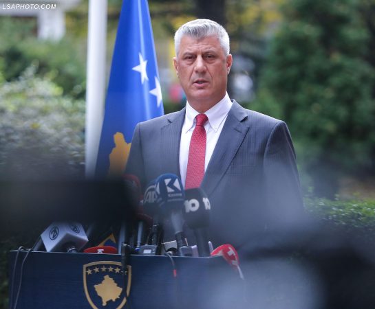 AKUZAT NGA HAGA/ Pasi dha dorëheqjen, Thaçi paraqitet në EULEX