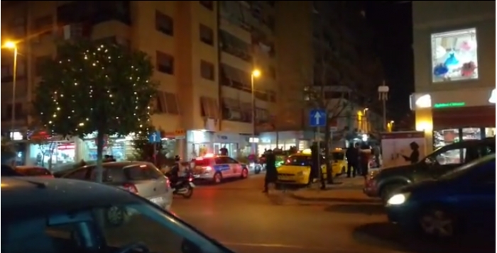 TRAGJIKE NË TIRANË/ 32-vjeçari pret damarët dhe vdes (DETAJE)