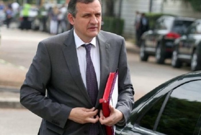 SHËRBIM SHËNDETËSOR PA PAGESË PËR COVID-19/ Ilir Beqaj jep lajmin: Çdo kush që ka nevojë të përdorë programin qeveritar e-albania