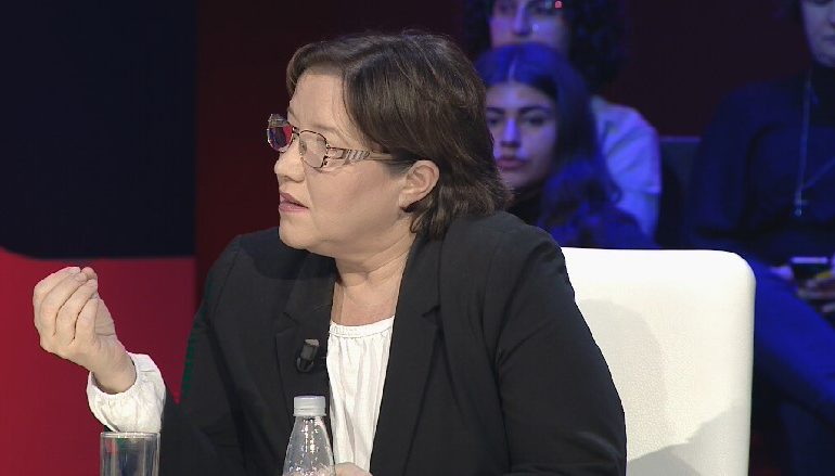 PAMJET E RENDA NGA MORGU/ Gjikondi: Opozita s’ka për të korrur kurrë fitore me kauzën e COVID, mbi varre të tilla s’ngrihen dot…