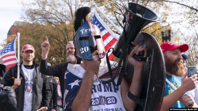 SHBA/ Tubime pro-Presidentit Trump në Uashington dhe qytete të tjera