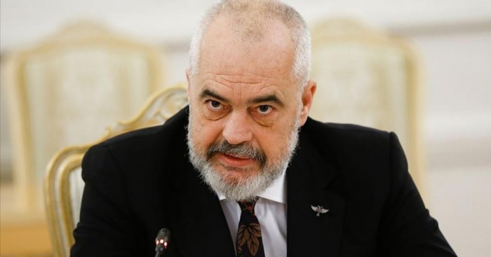 “KJO NUK I DUHET AS DREQIT, E JO MË POPULLIT”/ Rama i ashpër me opozitën: S’gjen forcë të bëhet bashkë për një sëmundje