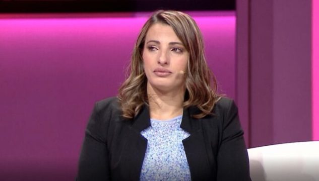 DJALI E FUT NË KURTH DHE E KËRCËNON TË MARTOHET ME TË/ Vajza: Kisha frikë se do më përgojonte. Babi s’më pranon as tani