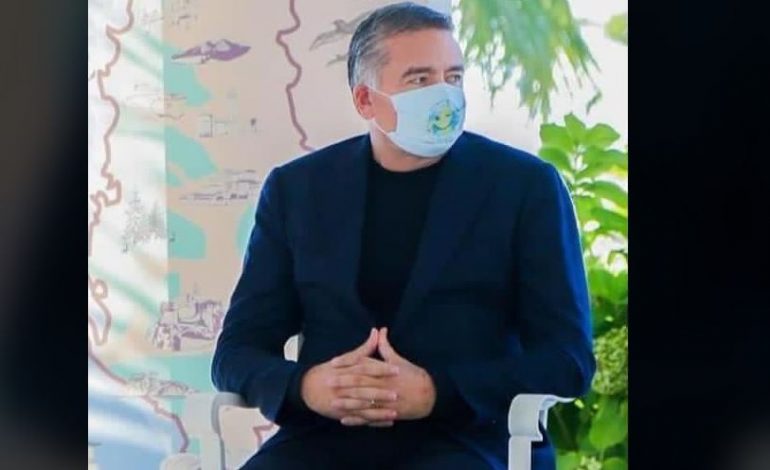 “ME NISJEN E TRAJTIMIT…”/ Ministri i Turizmit, Blendi Klosi rezulton POZITIV me koronavirus