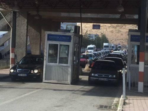 MASAT KUFIZUESE/ Greqia MBYLL kufinjtë me Shqipërinë deri më 30 nëntor, për të kaluar duhet të plotësoni këtë kusht