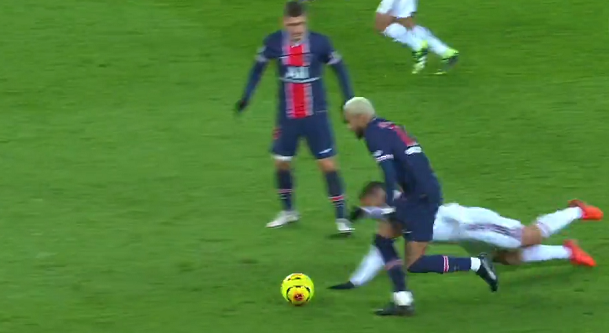 TË PAPËRMBAJTSHËM/ Paris Saint-Germain realizon dy gola të shpejtë me Neymar dhe Kean (VIDEO)