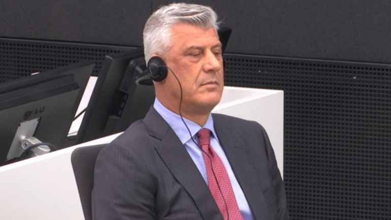 SEANCA NË HAGË/ Gjykatësi e njohu me akuzat, Thaçi i prerë: I dëgjova dhe i hedh të gjitha poshtë