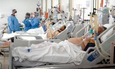 KORONAVIRUSI NË SHBA/ CNBC: Pandemia shfaqi problemet e sistemit shëndetësor amerikan