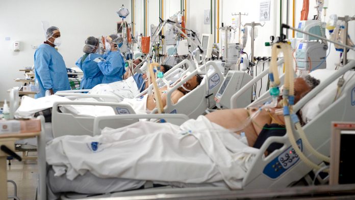 KORONAVIRUSI NË SHBA/ CNBC: Pandemia shfaqi problemet e sistemit shëndetësor amerikan