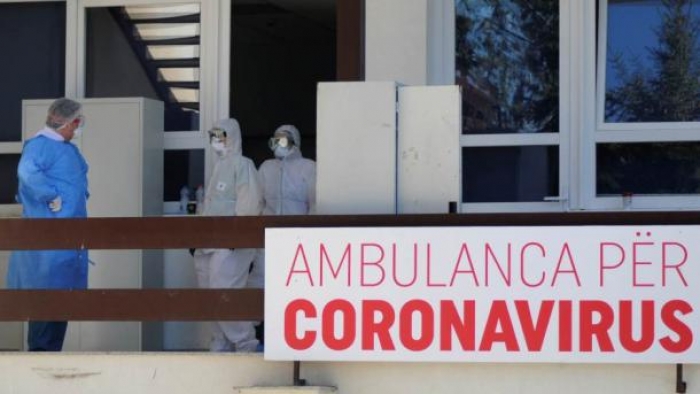 NË KOSOVË FUTEN SOT NË FUQI MASAT E REJA ANTI-COVID/ Kush duhet të ketë me vete rezultatet e tamponit dhe cilët përjashtohen